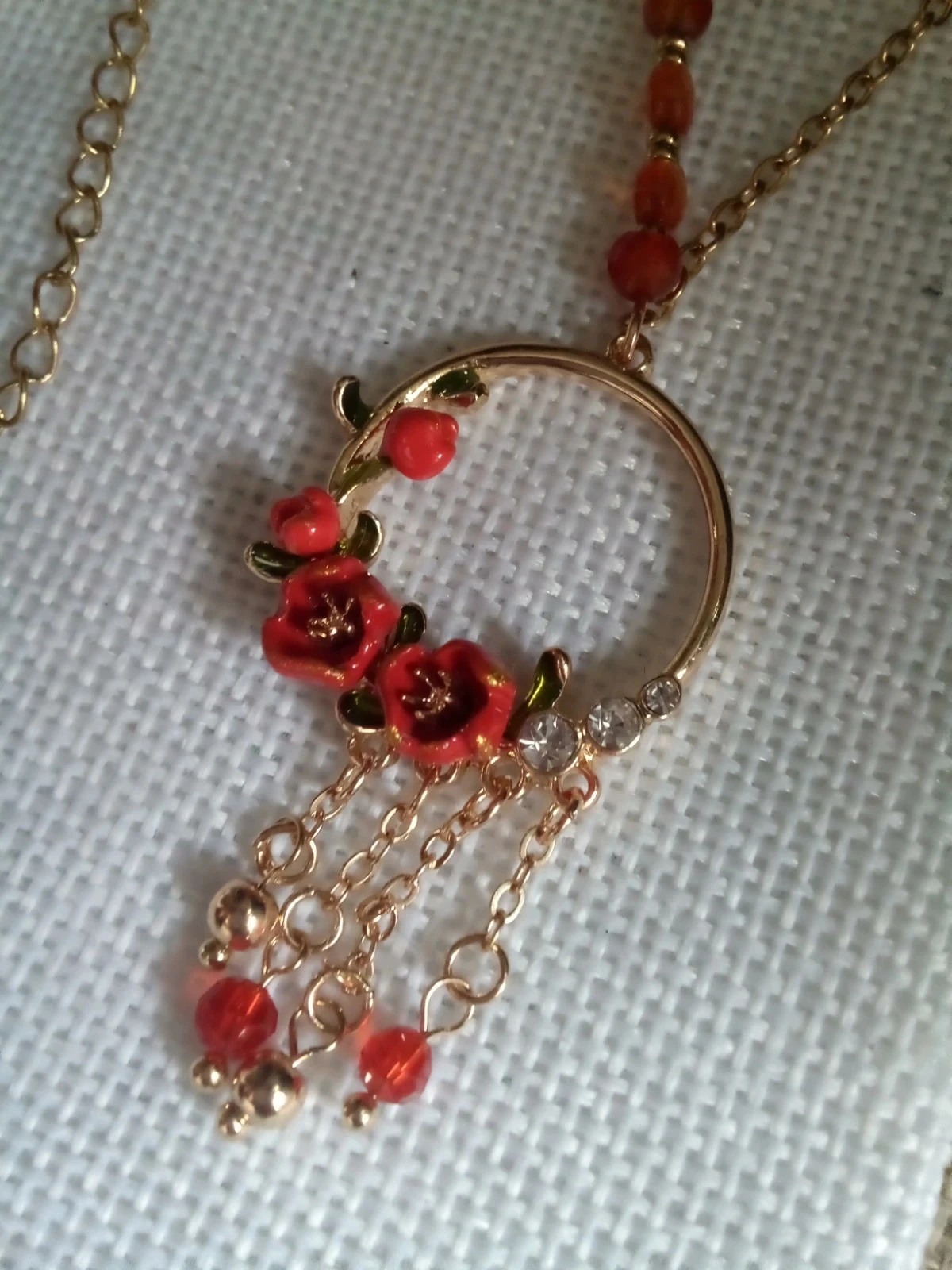 Necklace with red flowers and red agate stones – photo 4